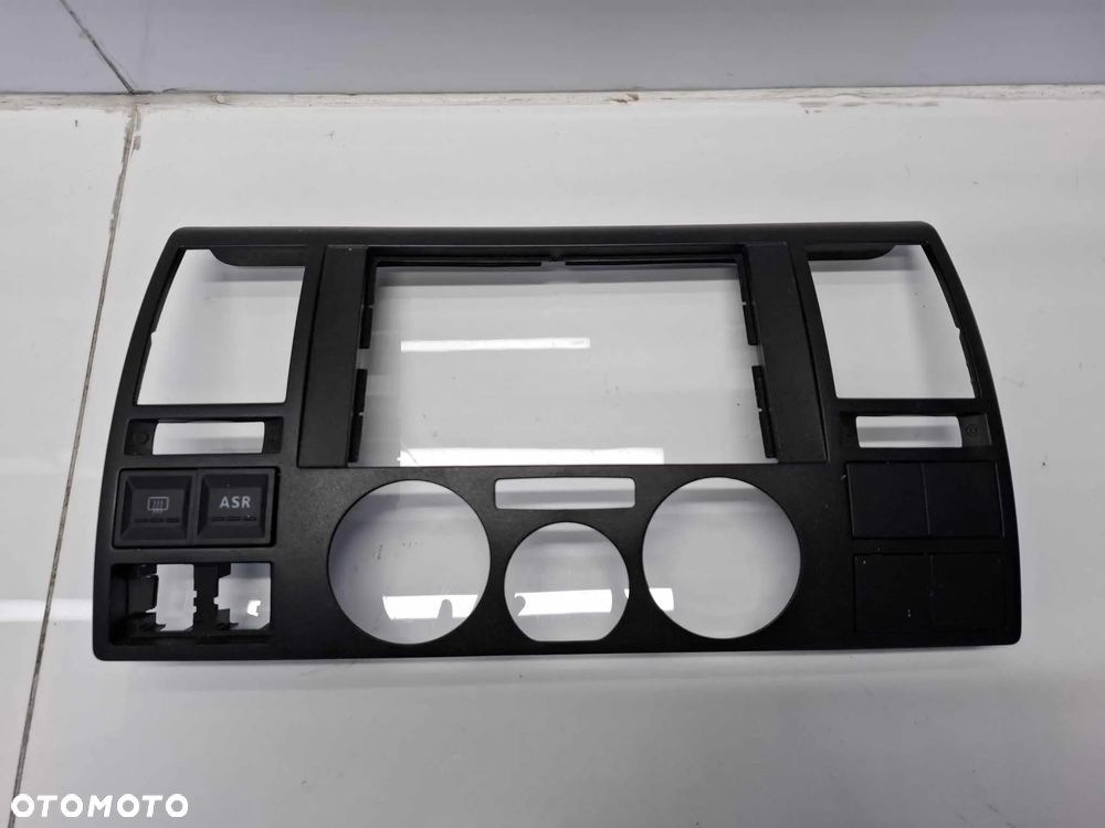 RAMKA KONSOLI DESKI ROZDZIELCZEJ ŚRODKOWA OBUDOWA OSŁONA RADIA PANEL VW T5 - 1