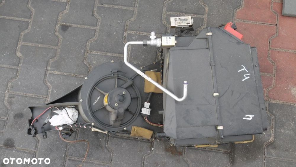 Nagrzewnica tył wentylator Volkswagen Transporter T4 703271129 - 1