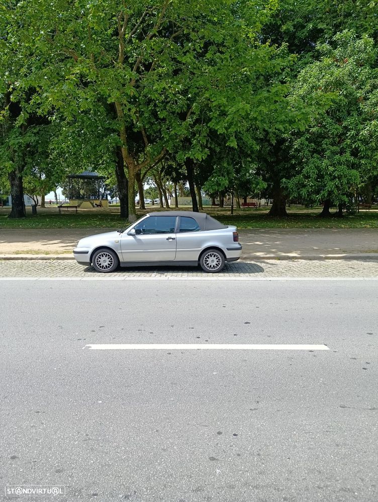 VW Golf Cabriolet 1.6 Highline - 9