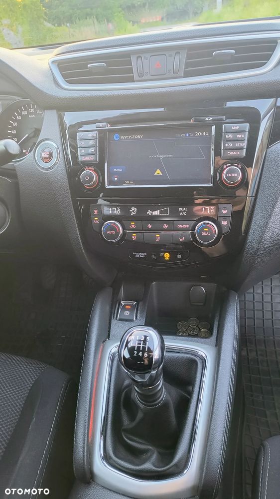 Nissan Qashqai 1.2 DIG-T N-Connecta - 20