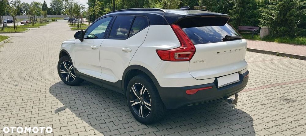 Volvo XC 40 - 3