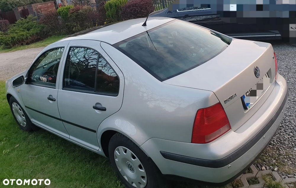 Volkswagen Bora 1.6 Basis - 5