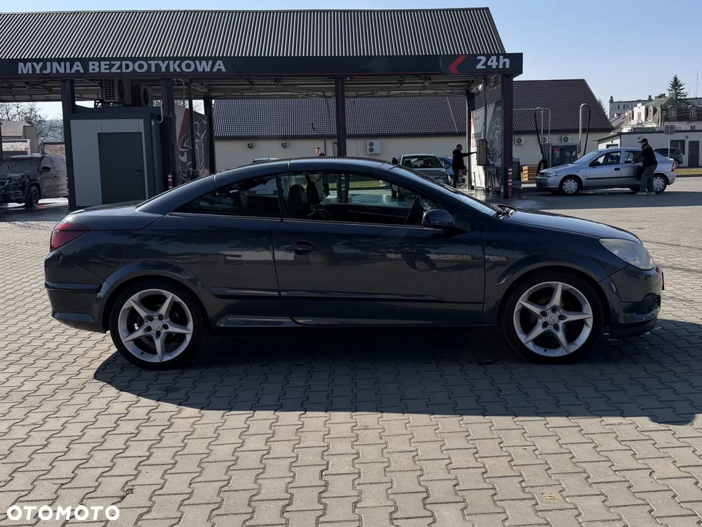 Opel Astra 1.8 Enjoy - 17