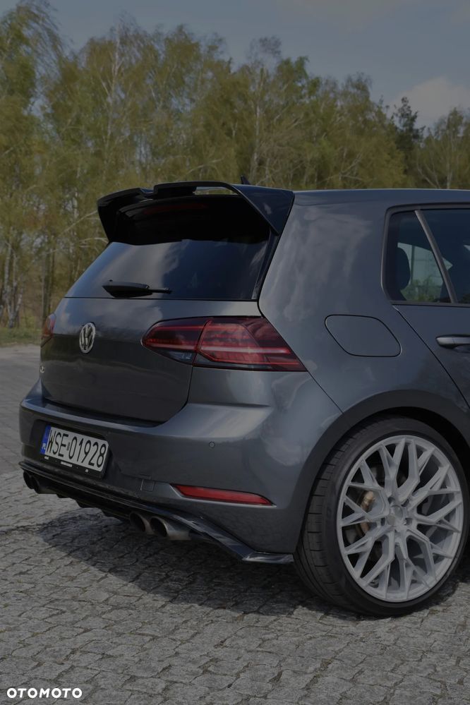 Volkswagen Golf R 4Motion (BlueMotion Technology) DSG - 12