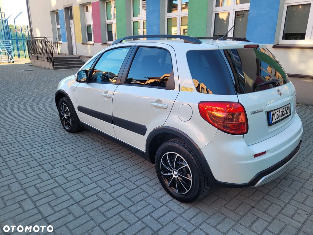 Suzuki SX4 1.6 GS / Premium - 7