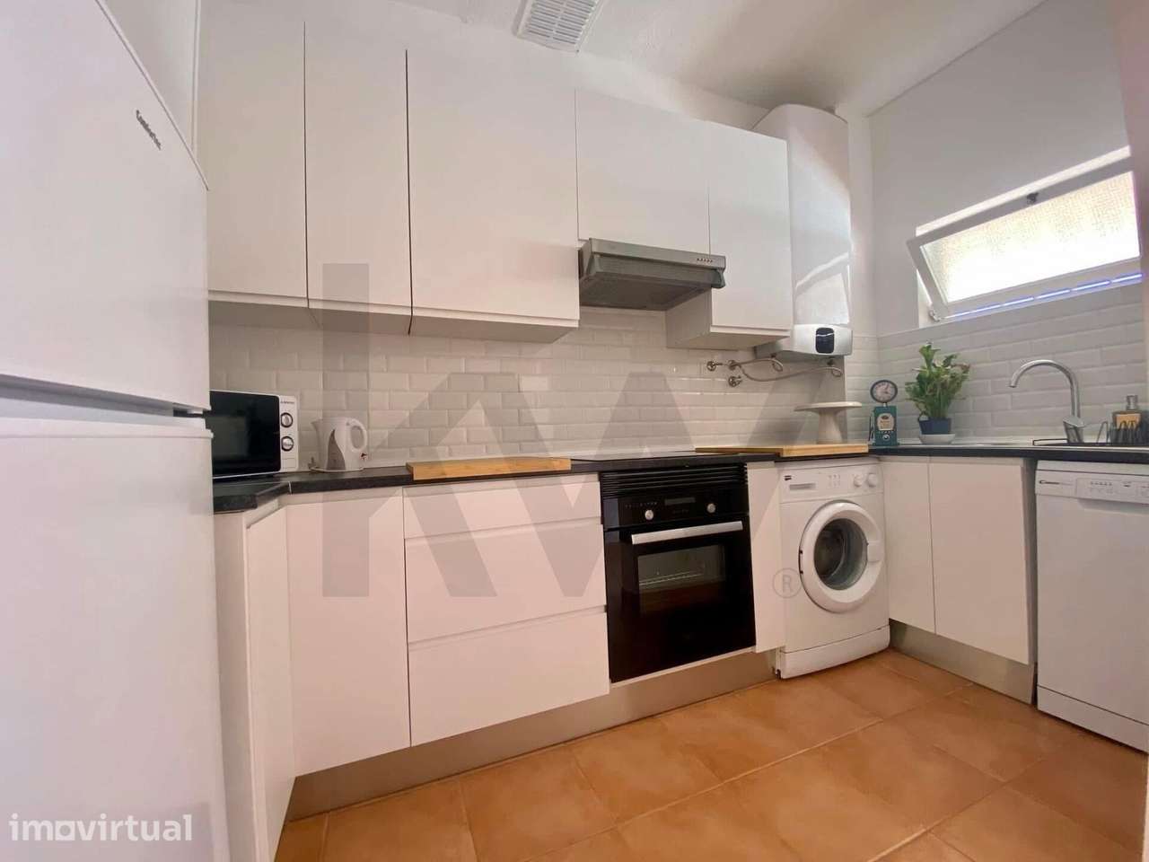 Apartamento T2 com vista mar – Armação de Pêra | Arrendamento anual - Grande imagem: 2/18