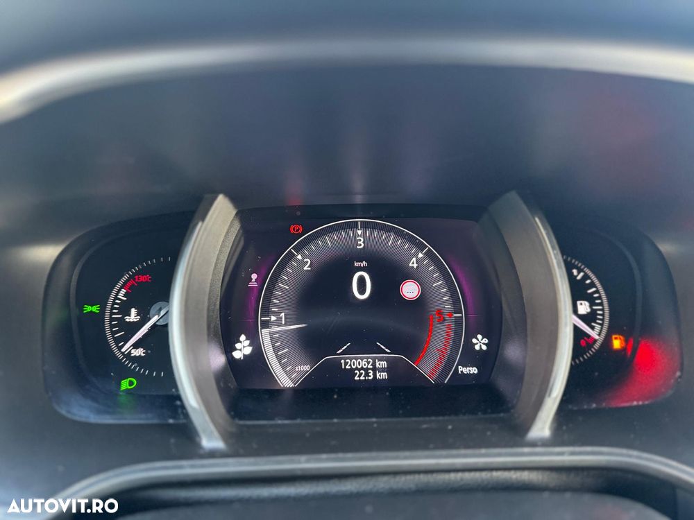 Renault Megane BLUE dCi Intens - 6