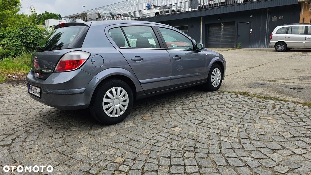 Opel Astra 1.6 Sport - 4