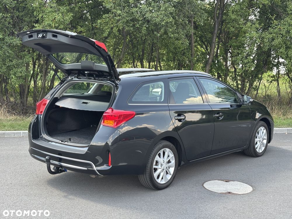 Toyota Auris - 15