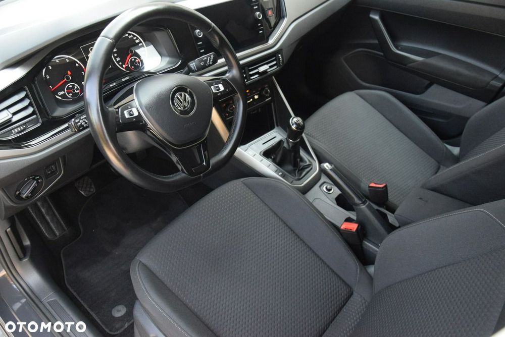 Volkswagen Polo 1.0 Comfortline - 20