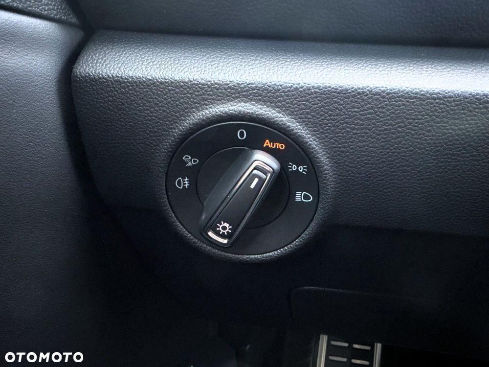 Volkswagen T-Roc 1.5 TSI R-Line DSG - 15