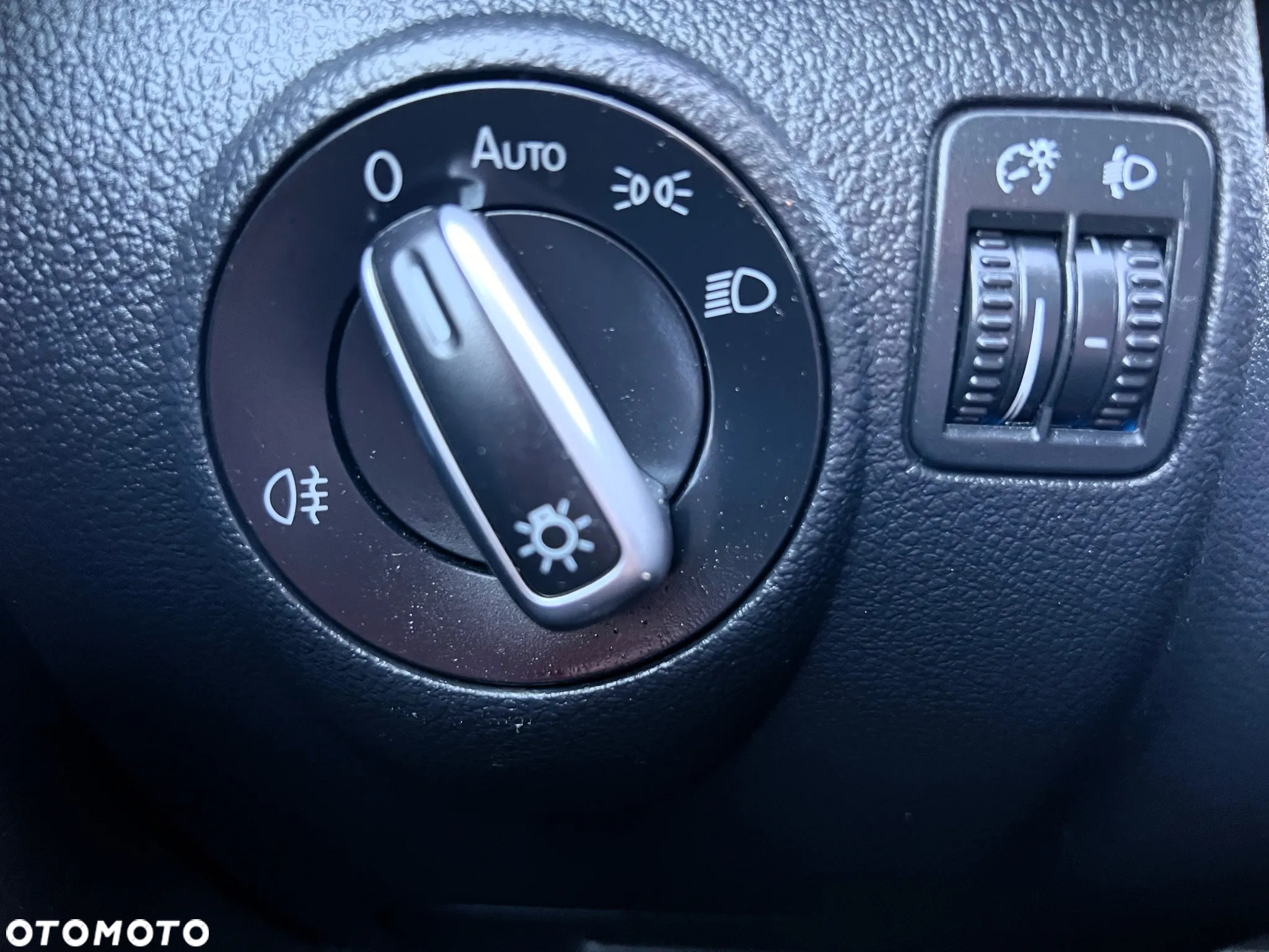 Volkswagen Tiguan - 28