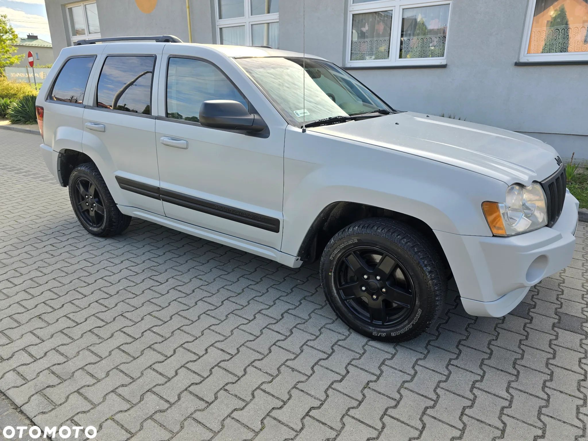 Jeep Grand Cherokee - 1