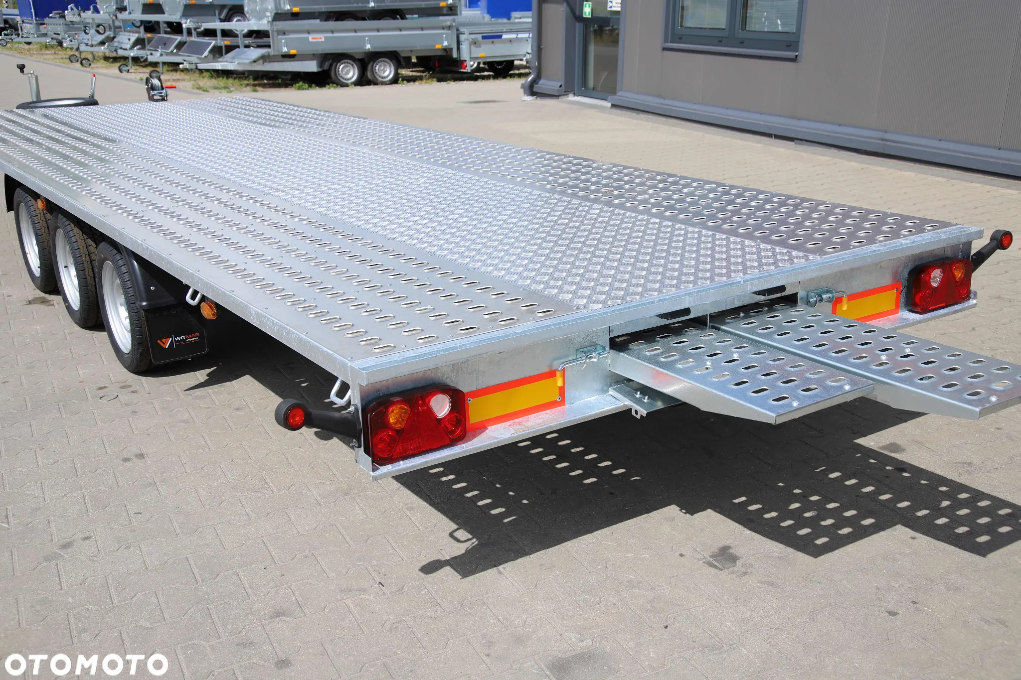 Niewiadów Mars 5.5 x 2.1 wypełnienie alu ryfel 3 osie koła 195R13C DMC 3500 kg - 5