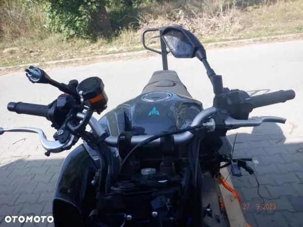 Yamaha MT - 17
