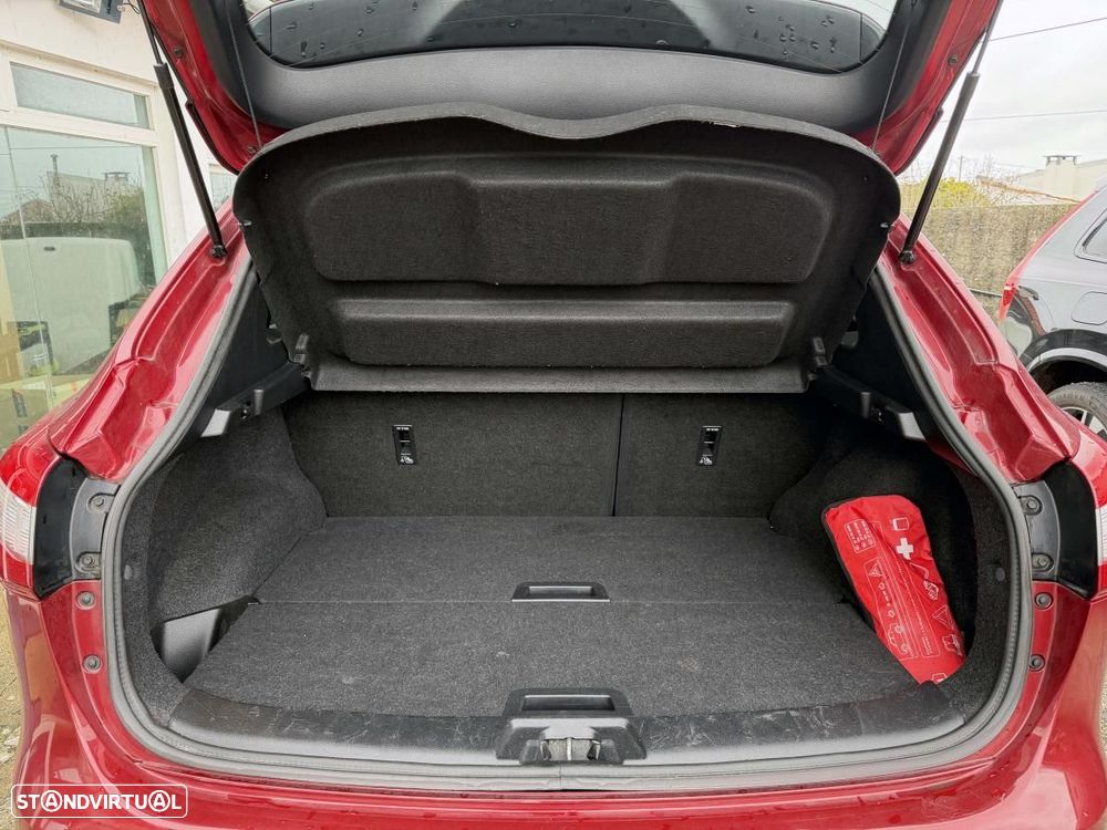 Nissan Qashqai 1.5 dCi N-Connecta 18 - 18