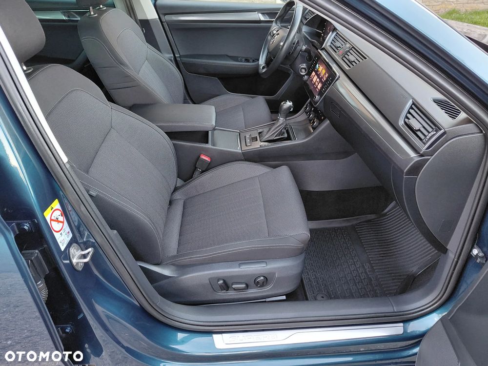 Skoda Superb 1.5 TSI Style DSG - 20