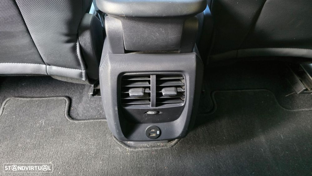 Ford Mustang Mach-E - 52