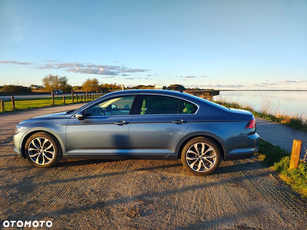 Volkswagen Passat - 6