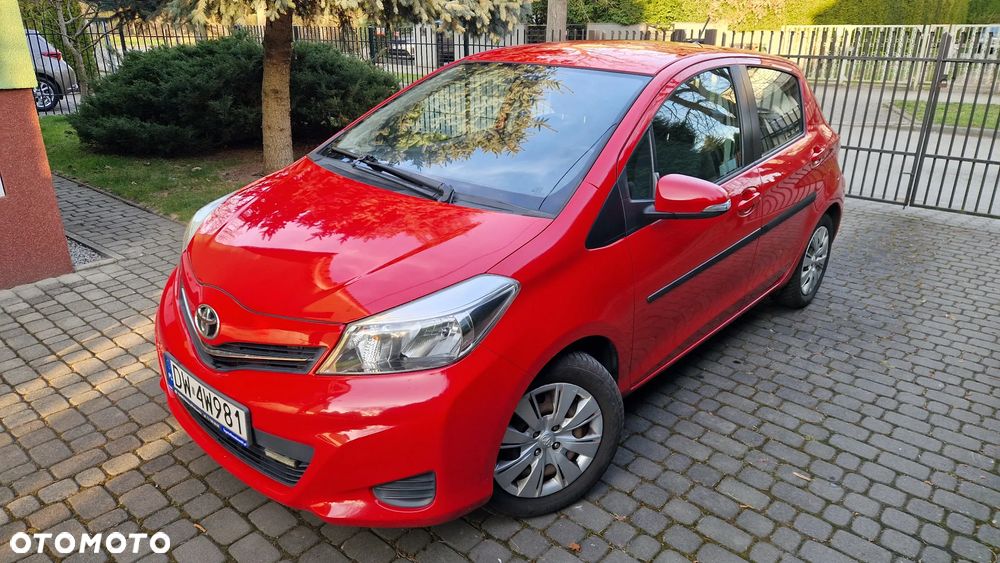 Toyota Yaris 1.33 Premium - 1