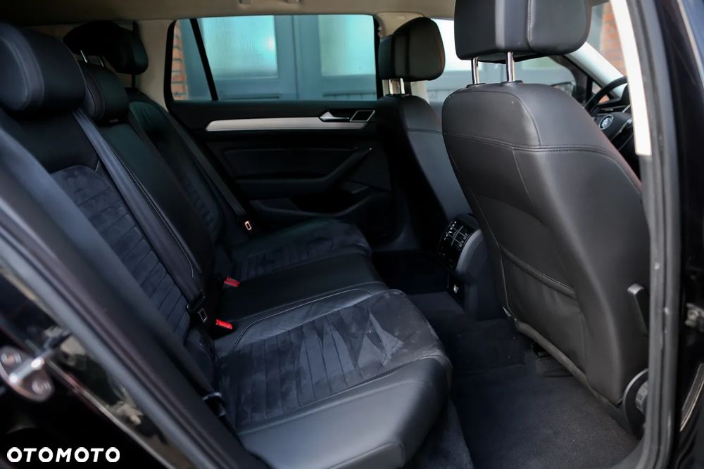 Volkswagen Passat Variant - 25