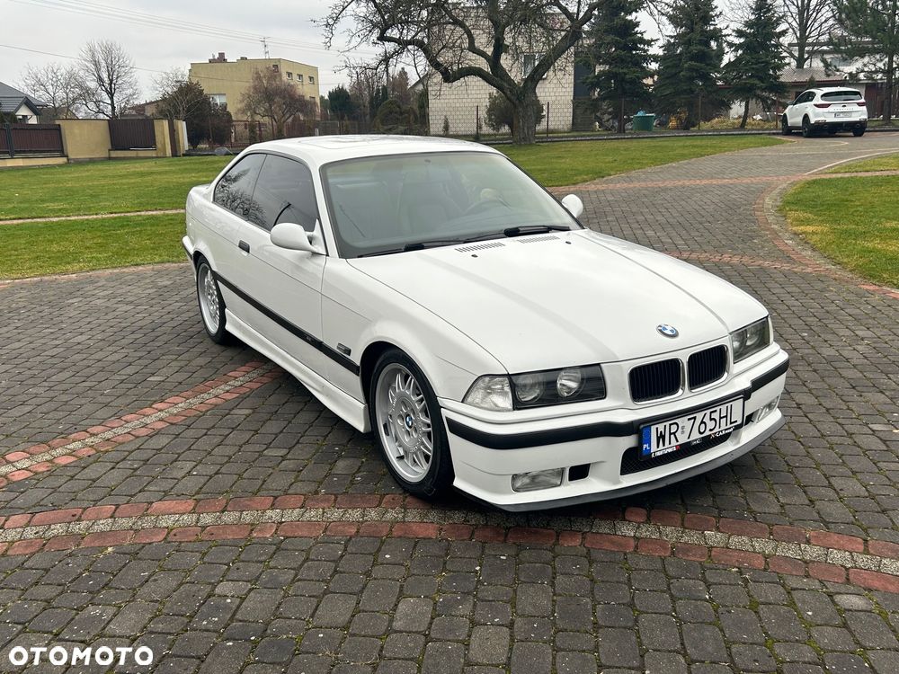 BMW M3 Standard - 5