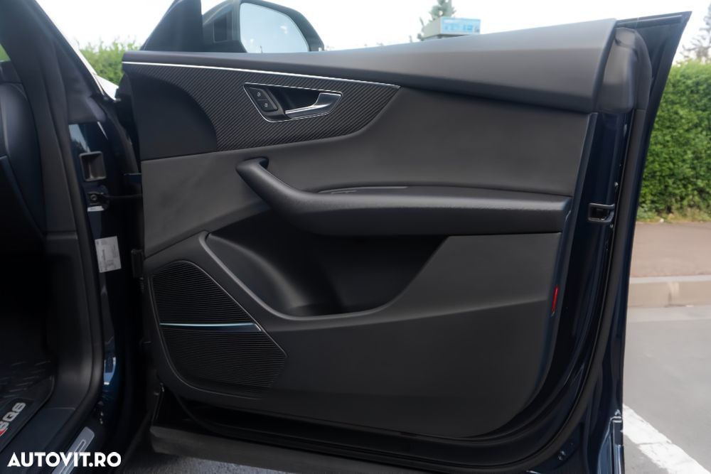 Audi SQ8 - 29
