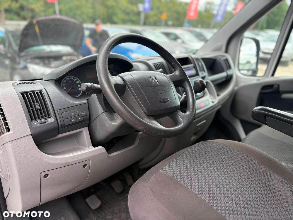 Peugeot Boxer 2.2 Diesel 3 Osobowy Klimatyzacja - 18