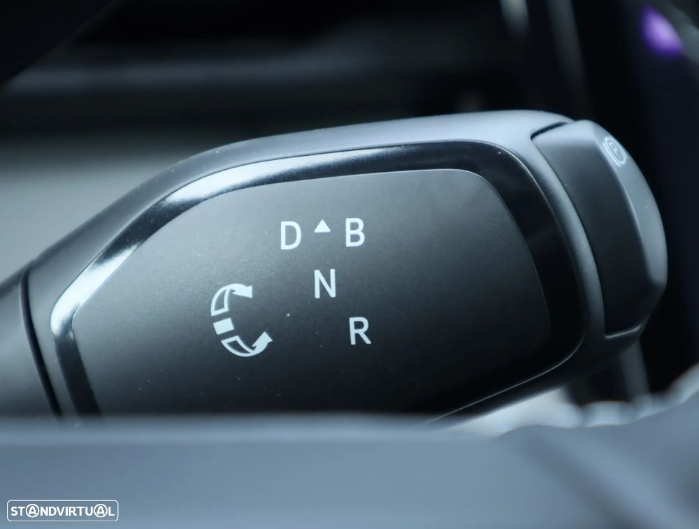 Ford Explorer 79 kWh Premium AWD - 39