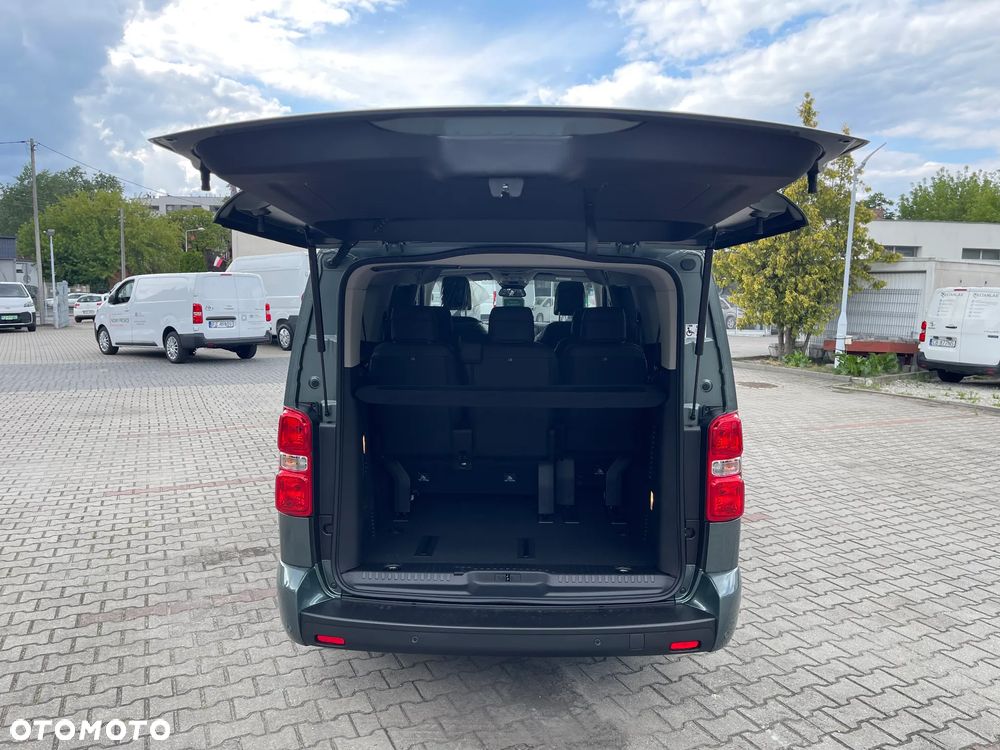 Toyota Proace Verso 2.2 D4-D Long Vip - 10
