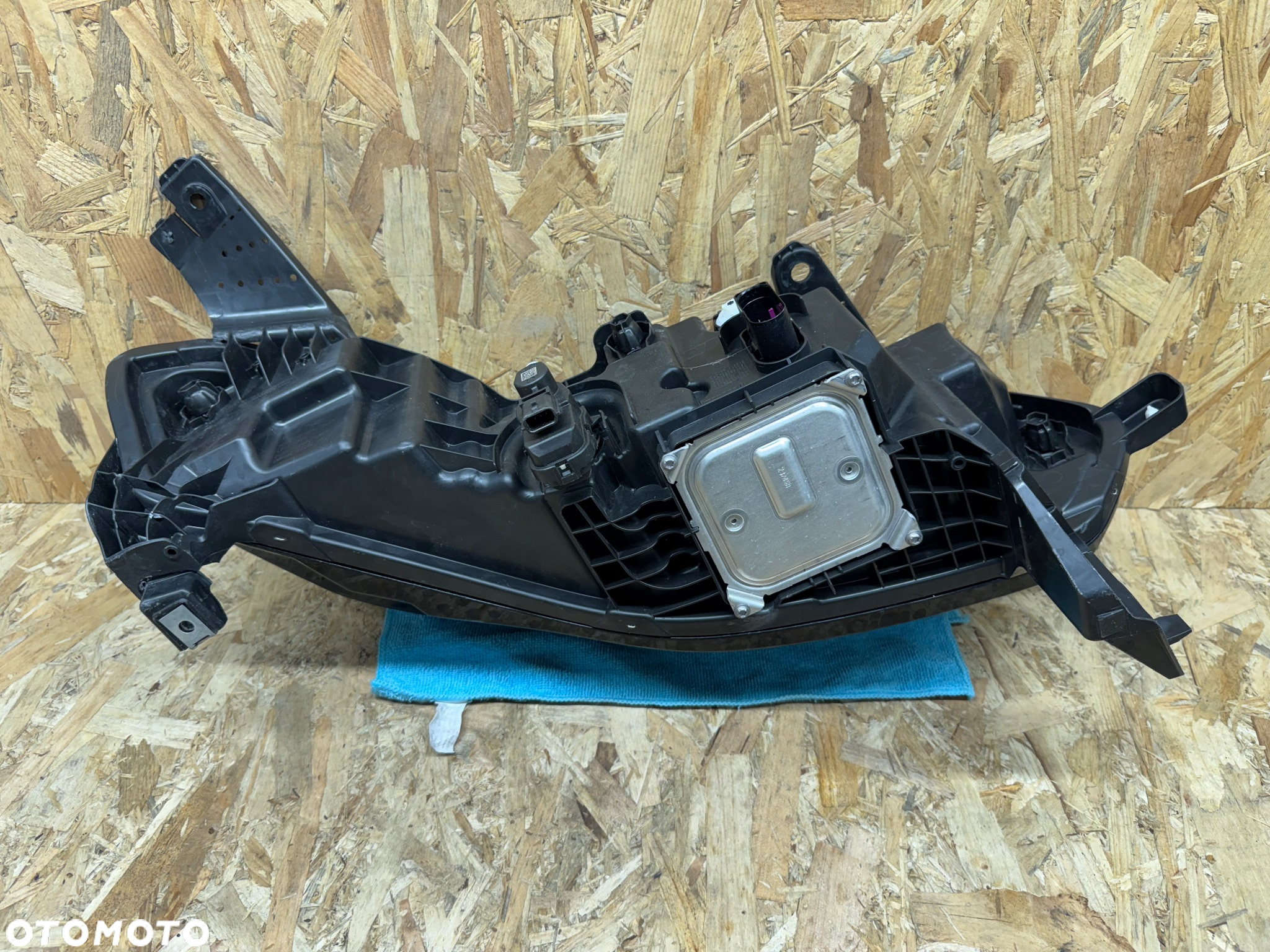 Przednia lewa lampa renault megane v 5 e-tech 21- - 4