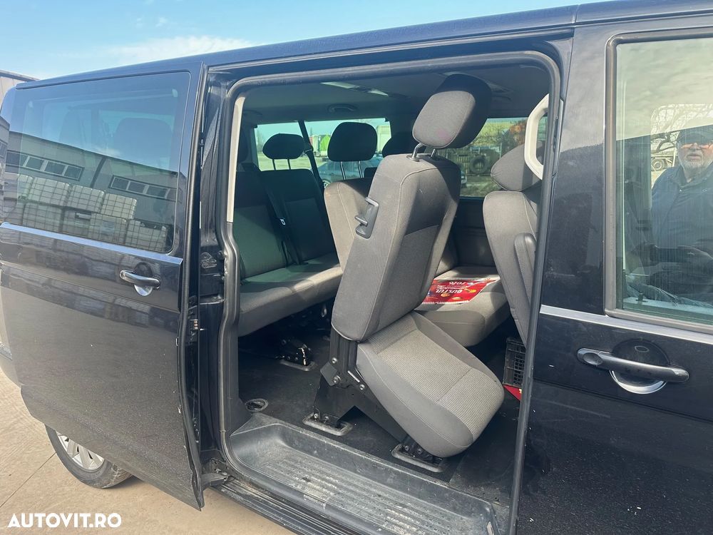 Volkswagen Caravelle - 3