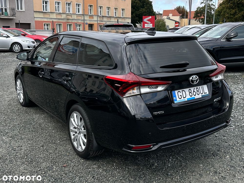 Toyota Auris 1.6 Dynamic - 7