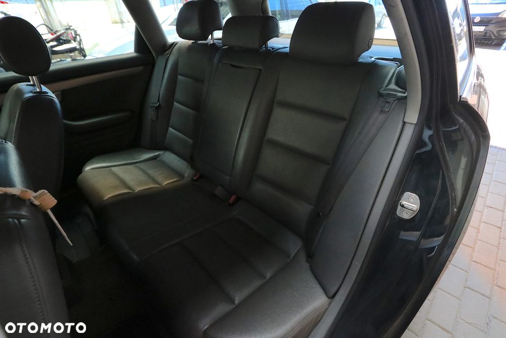 Audi A4 Avant - 27