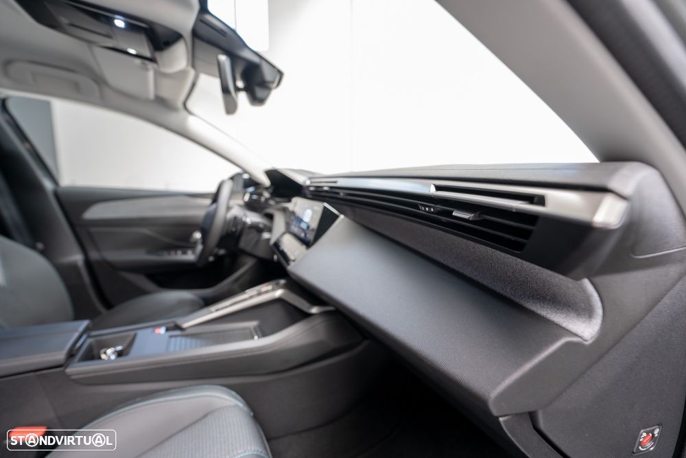 Peugeot 308 1.6 Hybrid Allure e-EAT8 - 11