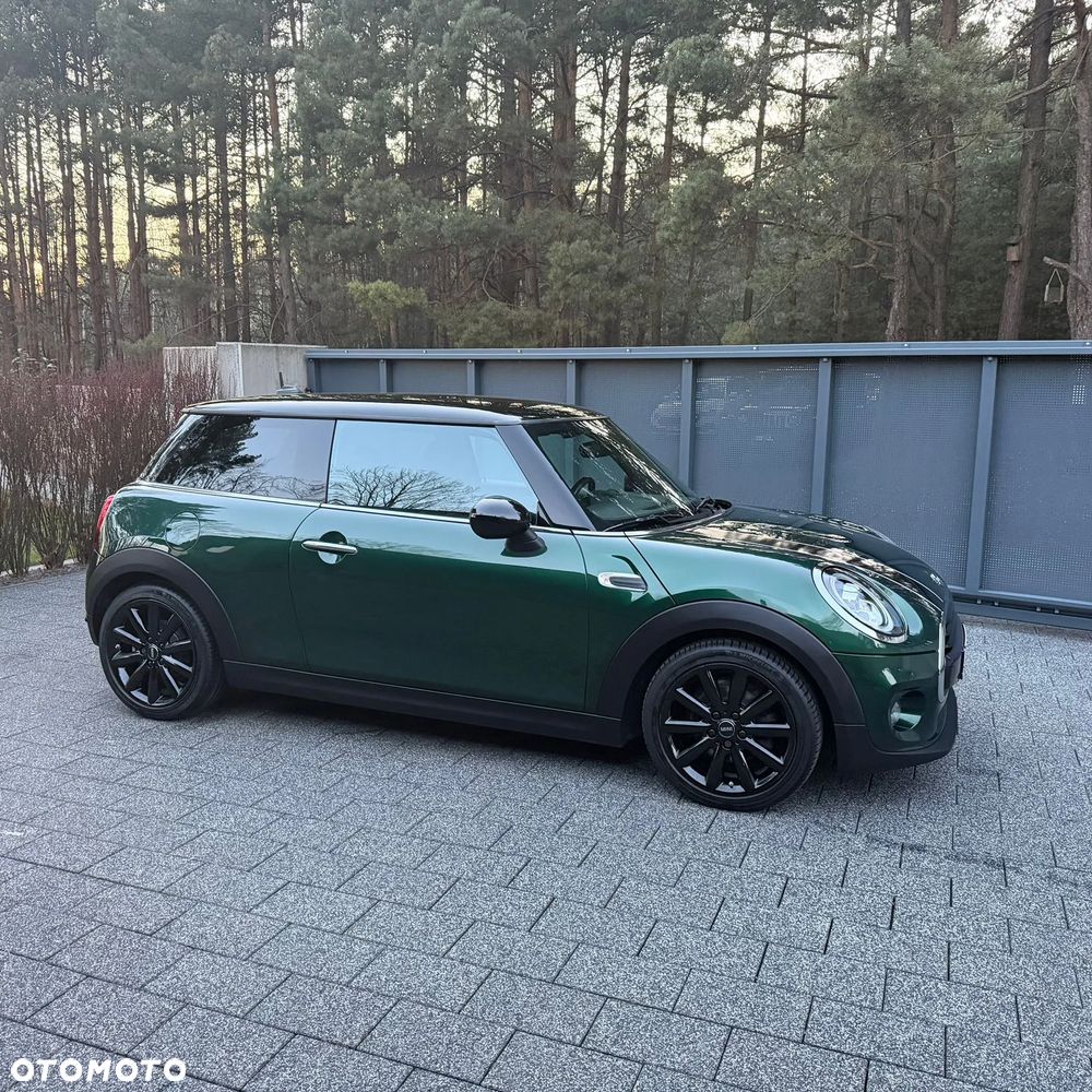 MINI Cooper Essential Trim - 27