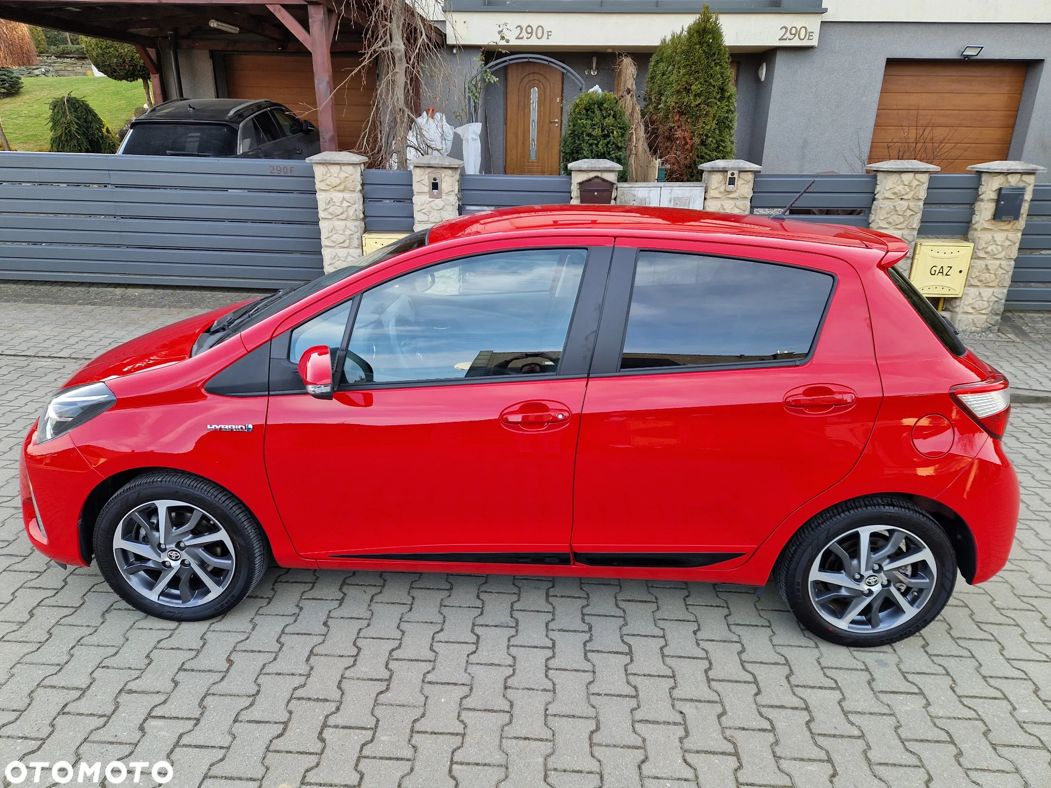 Toyota Yaris Cross Hybrid 1.5 Premiere Edition - 27