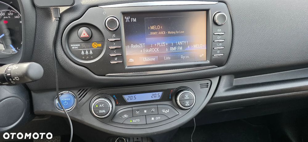 Toyota Yaris Hybrid 100 Dynamic EU6 - 14