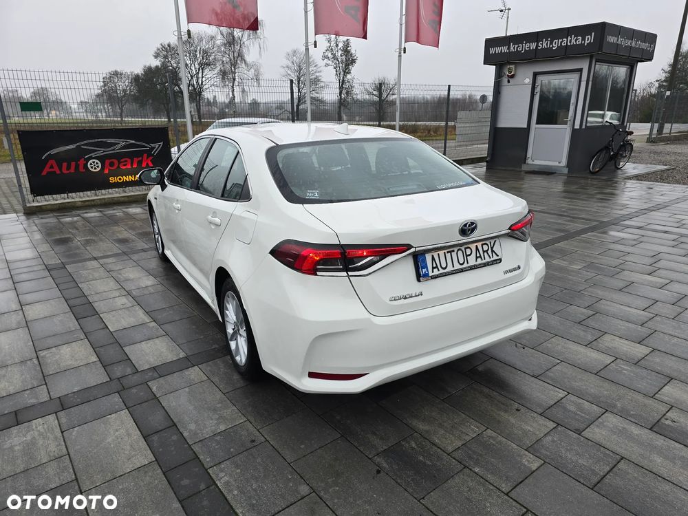 Toyota Corolla 1.8 Hybrid Comfort - 11
