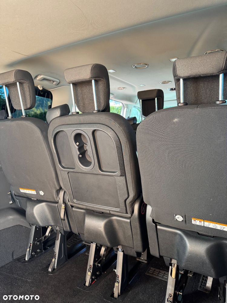 Ford Tourneo Custom 2.0 EcoBlue L2 Titanium - 13