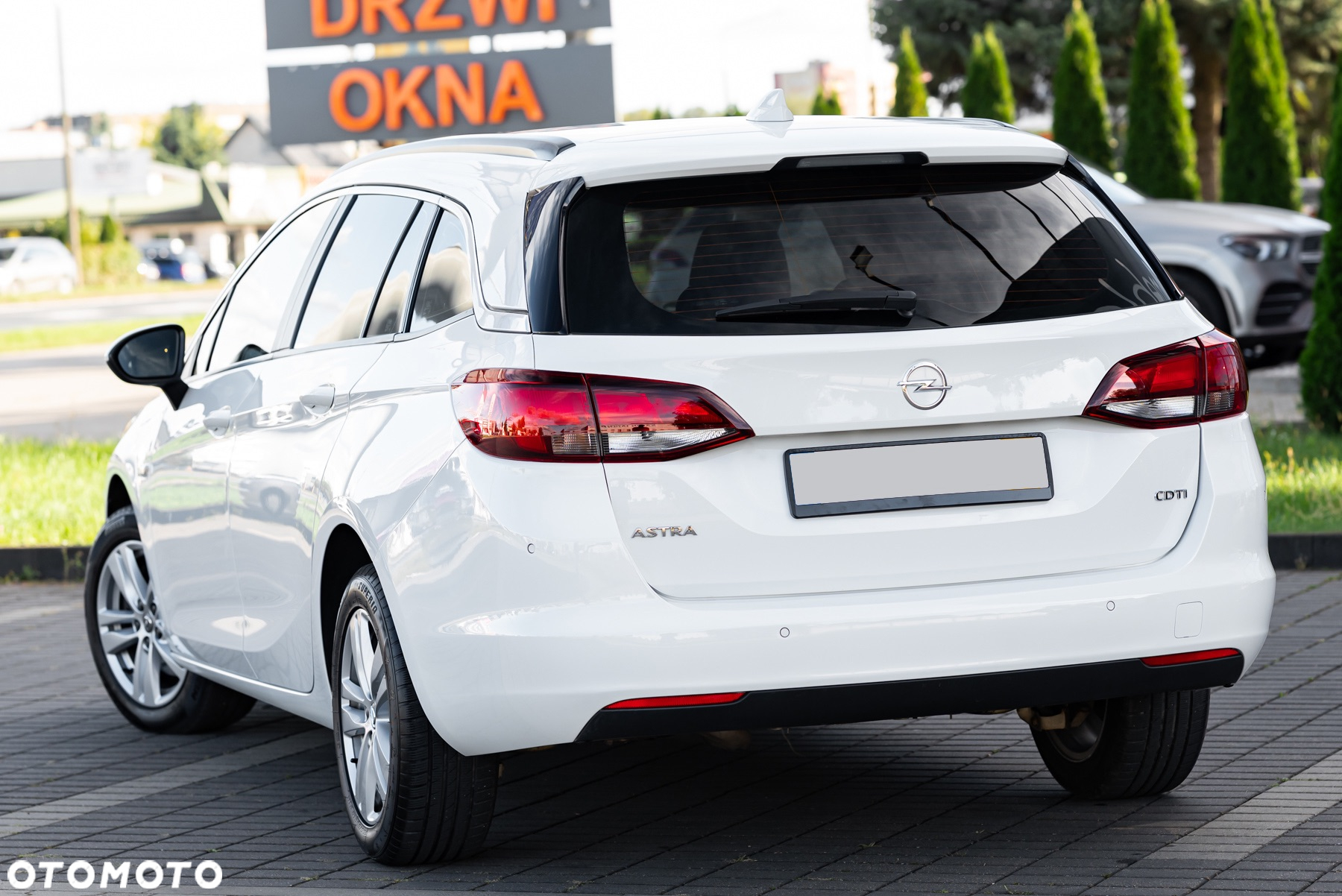 Opel Astra 1.6 D (CDTI) Automatik Sports Tourer Dynamic - 12