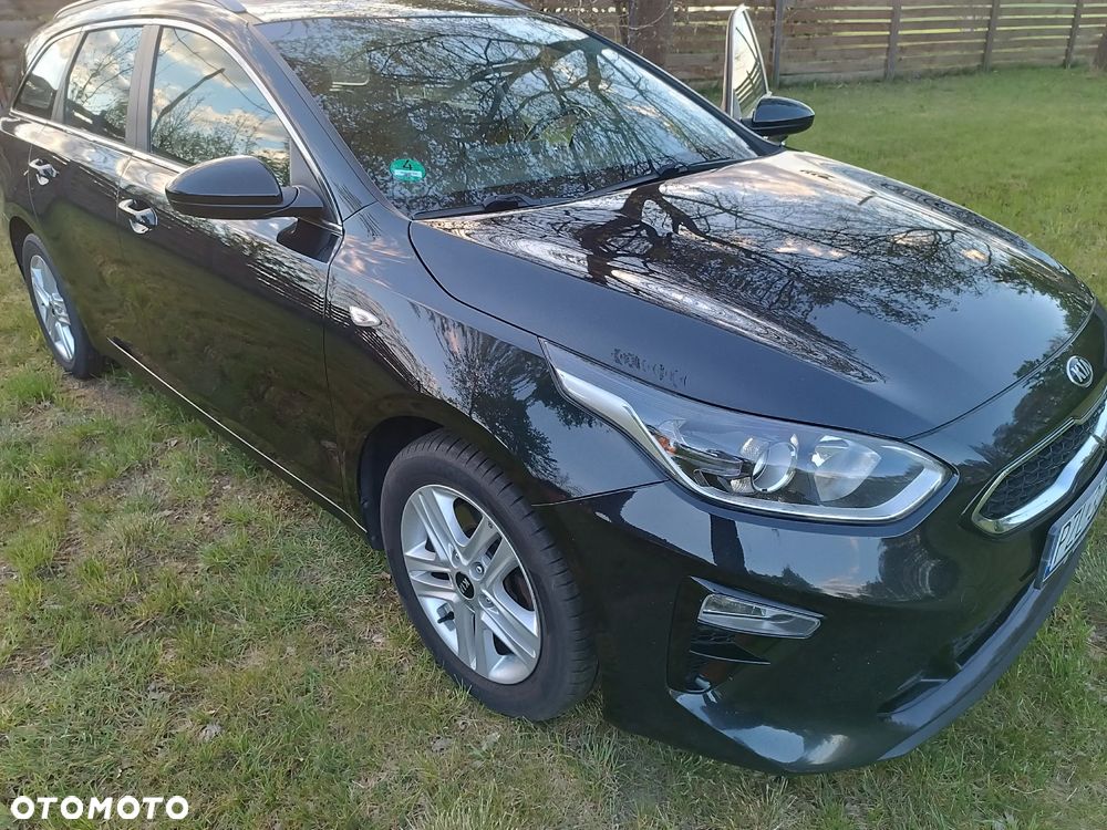 Kia Ceed 1.6 CRDi Eco-Dynamics+ (48V Mild-Hybrid) Vision - 10