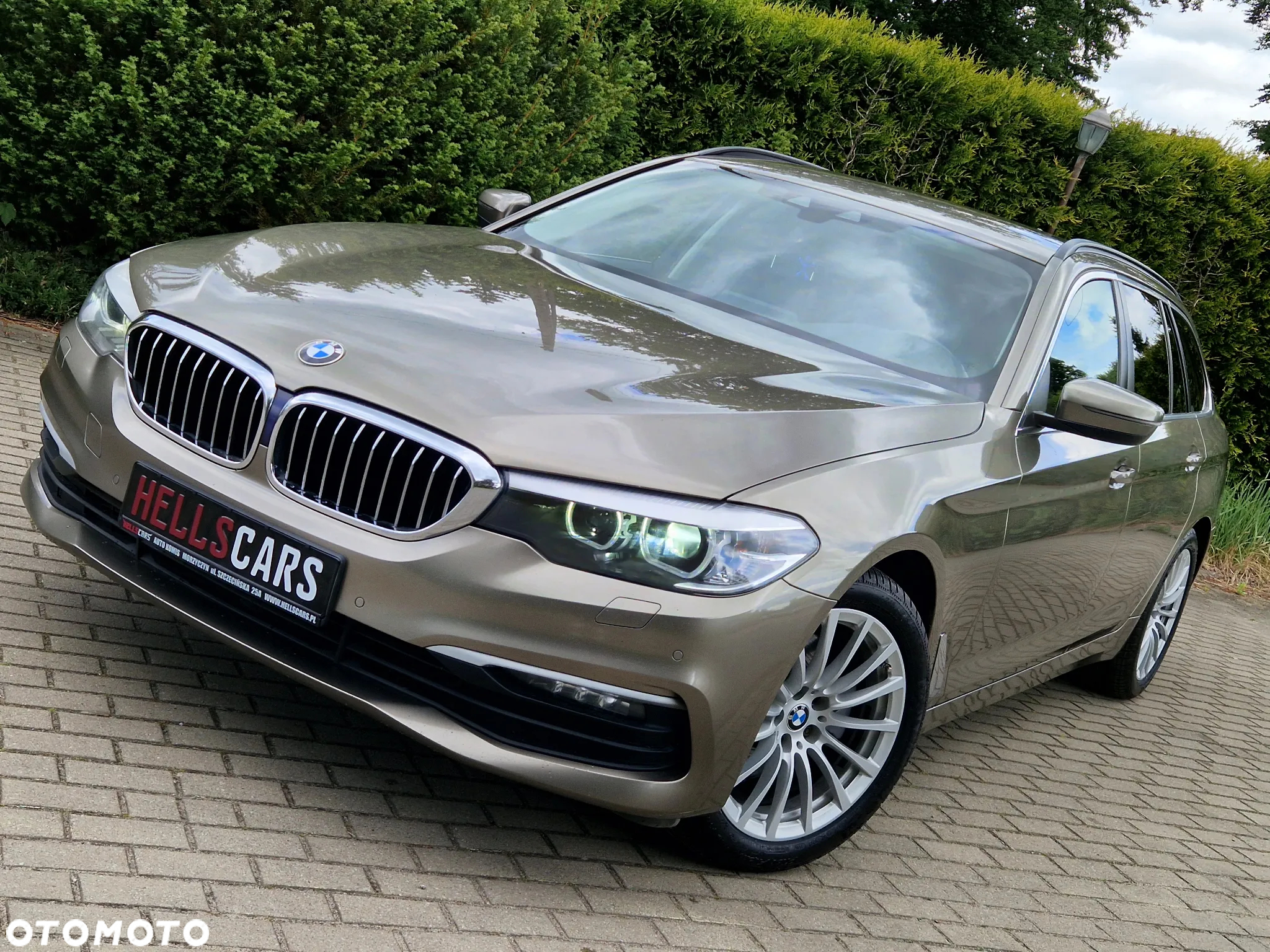 BMW Seria 5 520d xDrive Touring - 15
