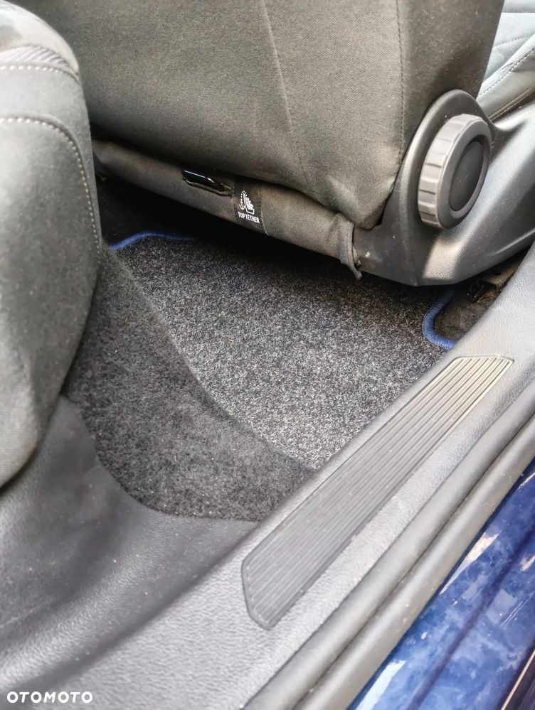 Volkswagen Golf 2.0 TDI Style DSG - 31