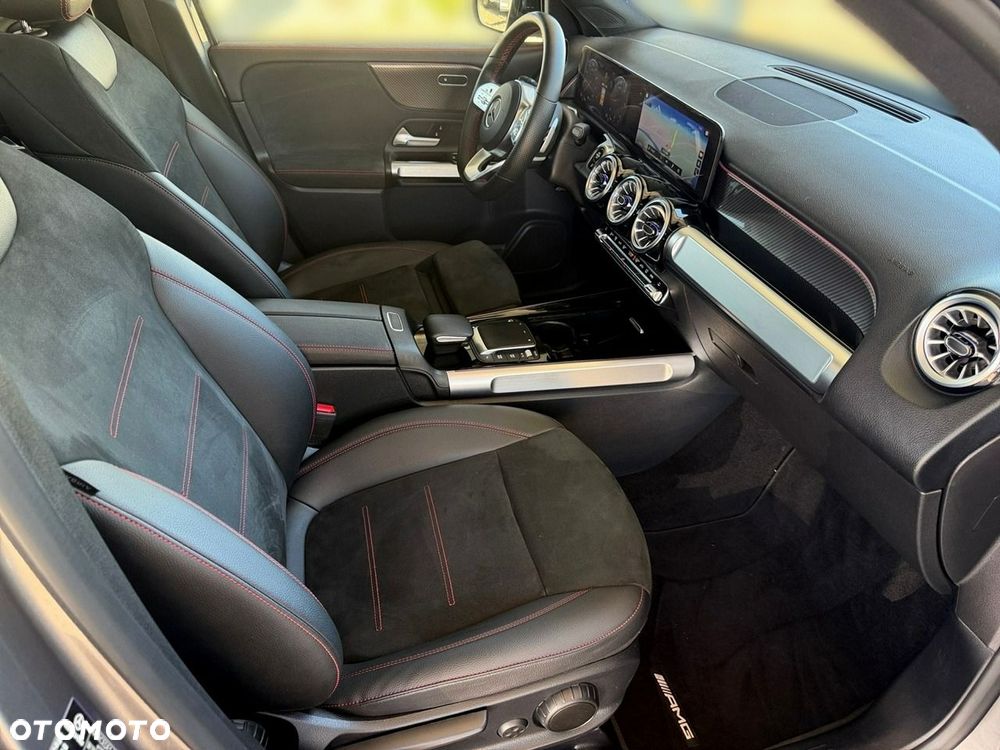 Mercedes-Benz GLB - 25