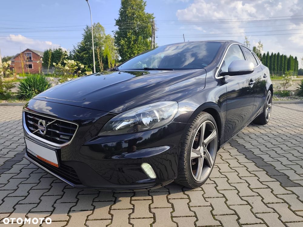 Volvo V40 D2 R Design - 1