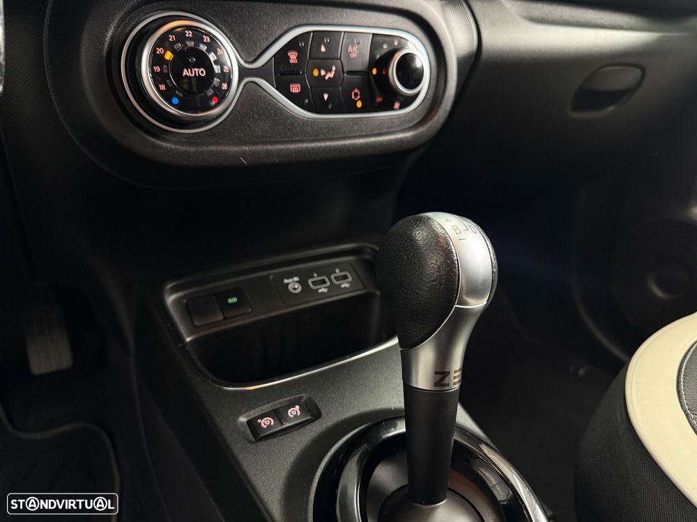 Renault Twingo E-Tech. 22 Techno - 23