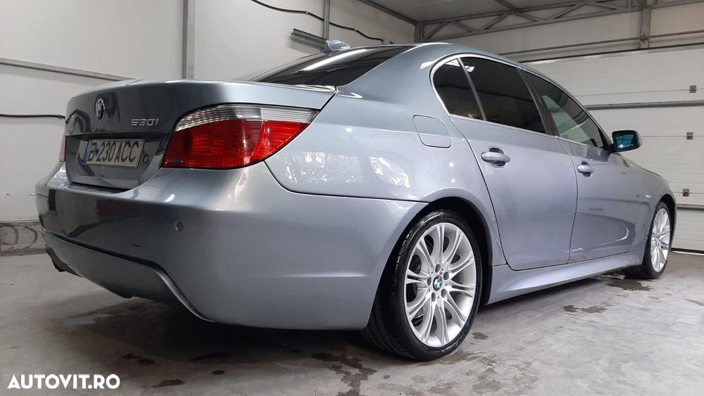 BMW Seria 5 530iA - 3
