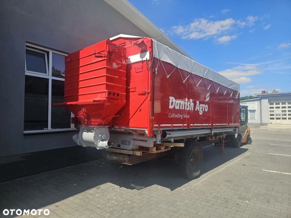 Wywrotka z pompą do załadunku zboża - 2