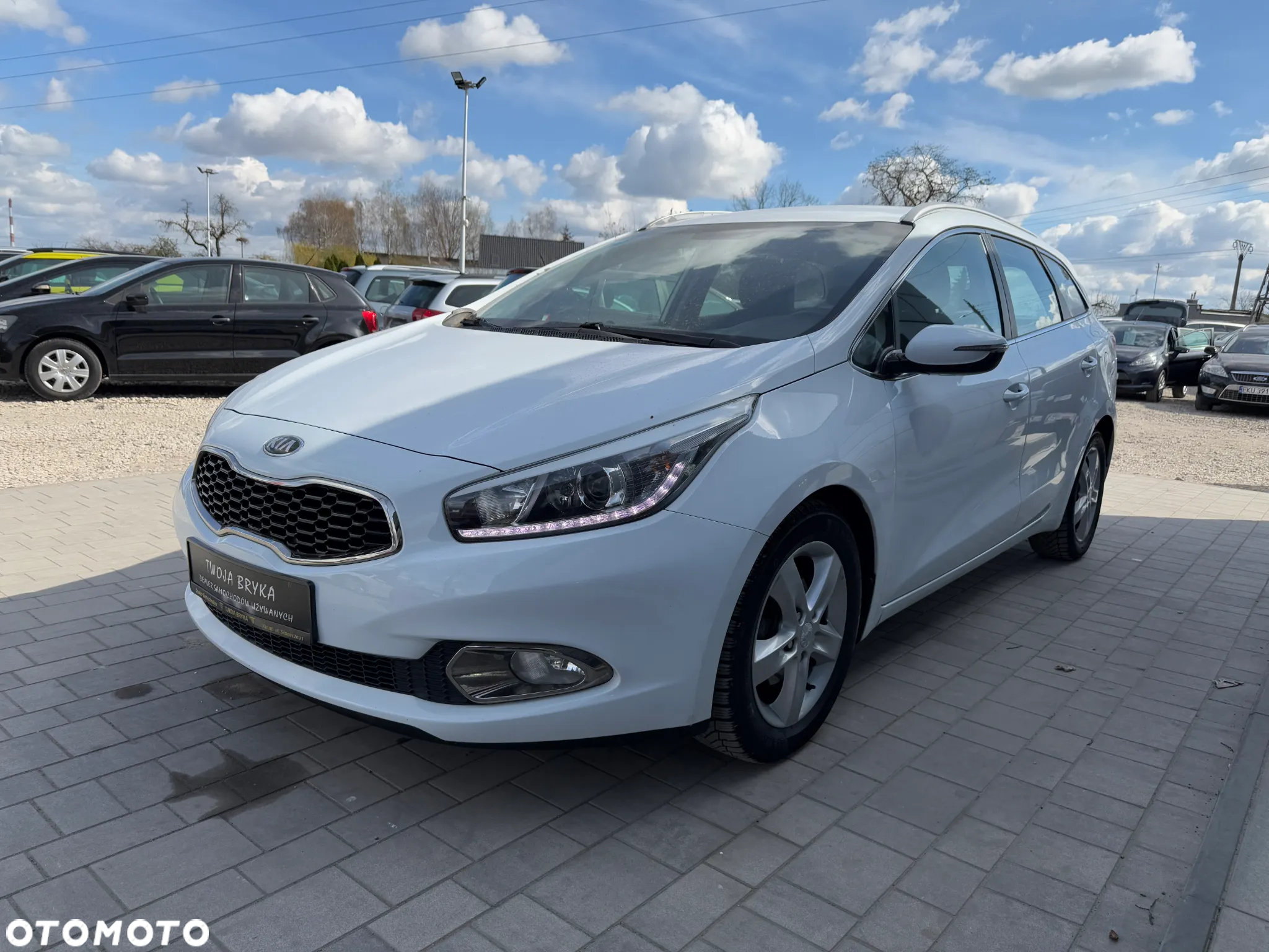 Kia Ceed 1.6 GDI ISG Spirit - 12